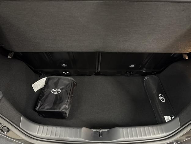 TOYOTA Aygo X Hybride 116h Graphic  AYGO X CROSSOVER 116H GRAPHIC ZENRADA VD MC26