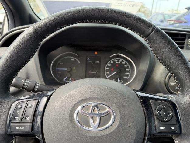 TOYOTA Yaris 1.5 VVT-I HYBRID Collection  YARIS HYBRIDE MC2 100H COLLECTION ZEN BLANC NACRE