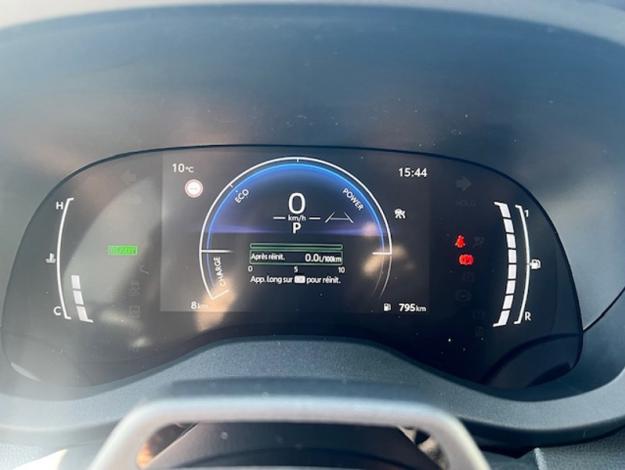 TOYOTA Yaris Hybride 116h Design  YARIS HYBRIDE 116H DESIGN PACK MY26