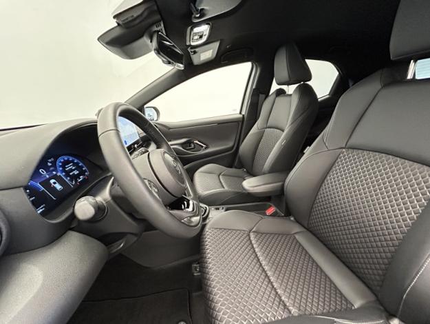 TOYOTA Yaris 116h Collection  PACK TECHNO 
