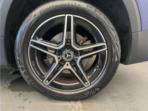 MERCEDES-BENZ GLB 200 d AMG Line  