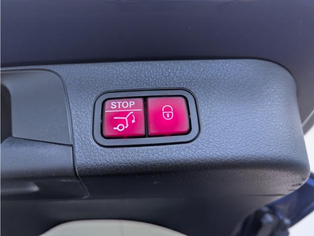 MERCEDES-BENZ GLB 200 d AMG Line  