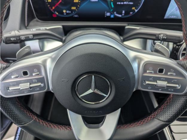 MERCEDES-BENZ GLB 200 d AMG Line  