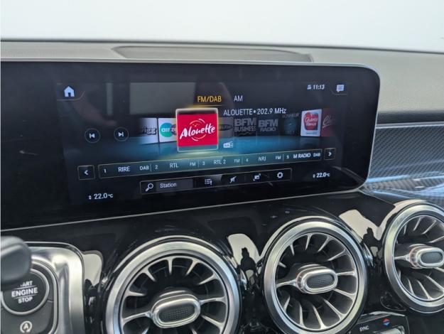 MERCEDES-BENZ GLB 200 d AMG Line  