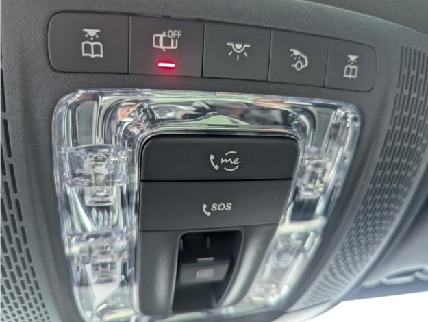 MERCEDES-BENZ GLB 200 d AMG Line  