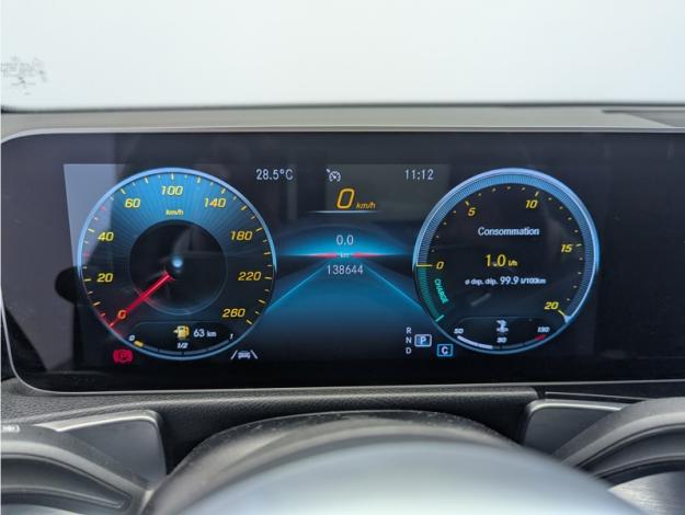 MERCEDES-BENZ GLB 200 d AMG Line  