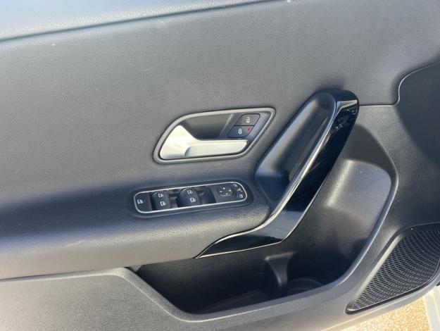 MERCEDES-BENZ Classe A 180 d Business Line  