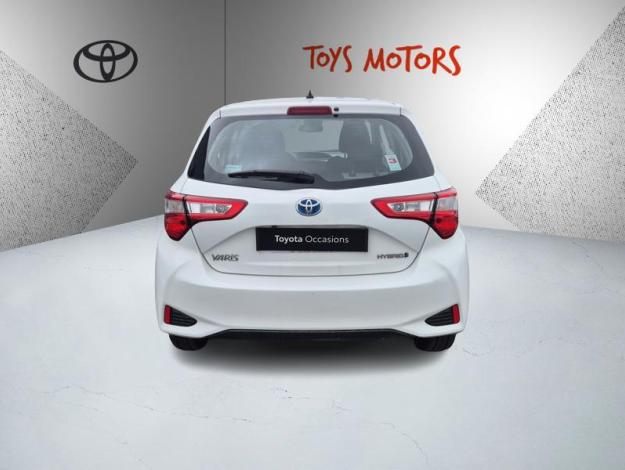 TOYOTA Yaris 100h HYBRID Dynamic  