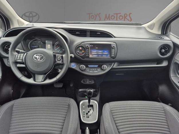 TOYOTA Yaris 100h HYBRID Dynamic  