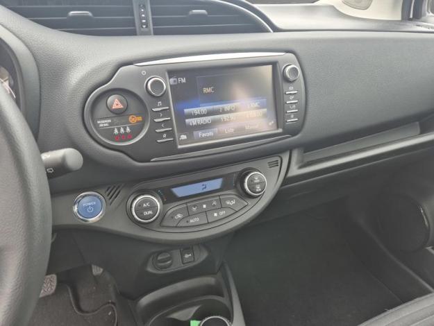 TOYOTA Yaris 100h HYBRID Dynamic  