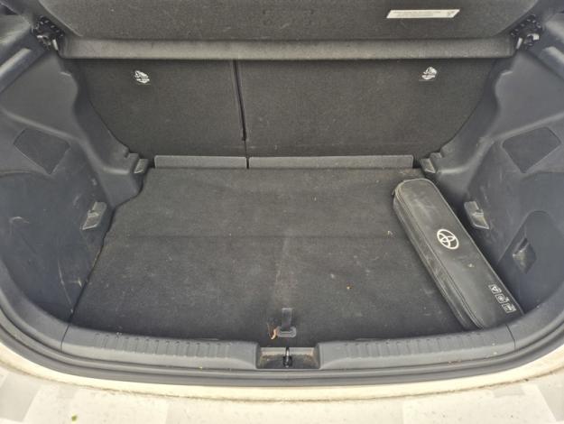 TOYOTA Yaris Hybride 116h Design  