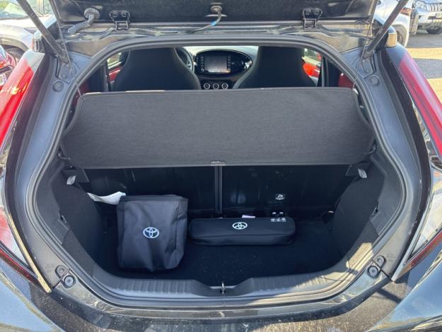 TOYOTA Aygo X 1.0 VVT-i 72 Design  