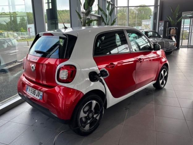 SMART forfour electric drive / EQ passion  82 ch 