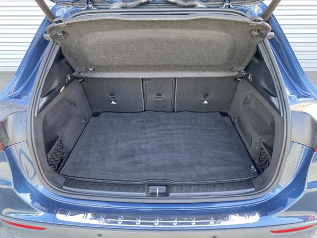 MERCEDES-BENZ GLA 200 d AMG Line  