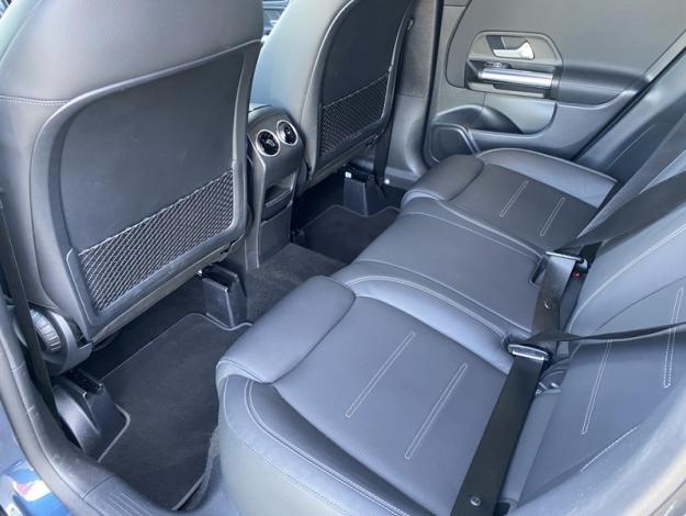 MERCEDES-BENZ GLA 200 d AMG Line  