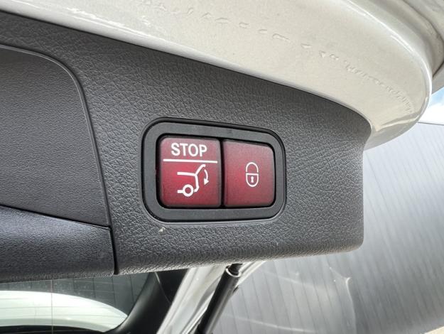 MERCEDES-BENZ GLA 200 d AMG Line  