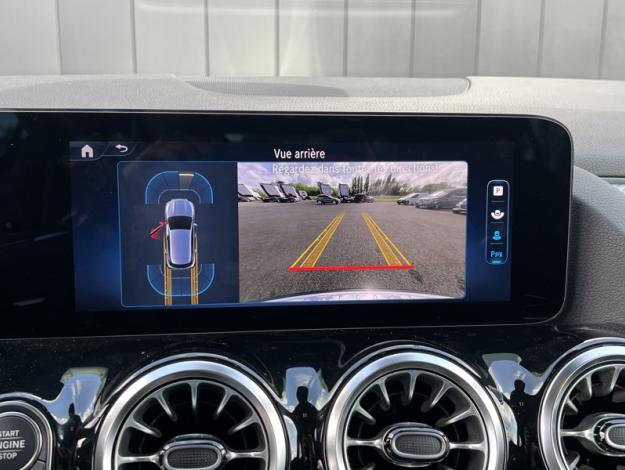 MERCEDES-BENZ GLA 200 d AMG Line  