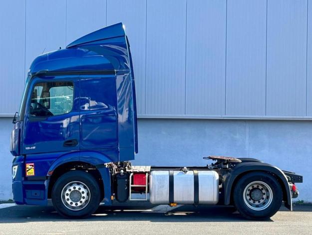 MERCEDES-BENZ Actros 1845 LS 4x2 StreamSpace 2.30M  