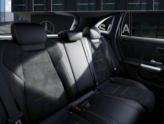 MERCEDES-BENZ GLA Mercedes-AMG  45 S 4MATIC+  Mercedes-AMG GLA 45 S 4MATIC+