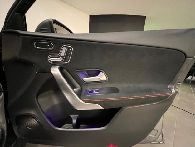 MERCEDES-BENZ Classe A 180 d AMG Line  