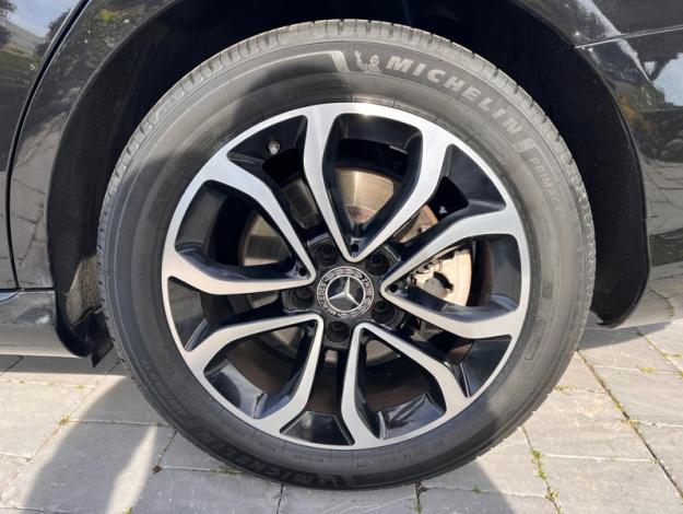 MERCEDES-BENZ Classe C Berline Classe C 220 d Berline Avantgarde Line  Classe C BERL/205 Classe C 220 d Berline Avantgarde Line