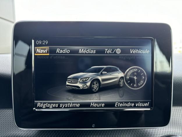 MERCEDES-BENZ GLA 180 Inspiration  