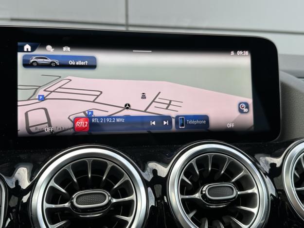 MERCEDES-BENZ GLA 250 e AMG Line  