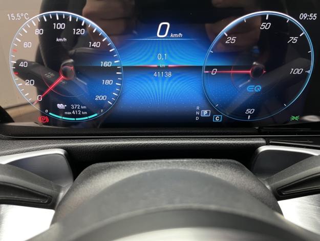 MERCEDES-BENZ EQB 250 AMG Line  