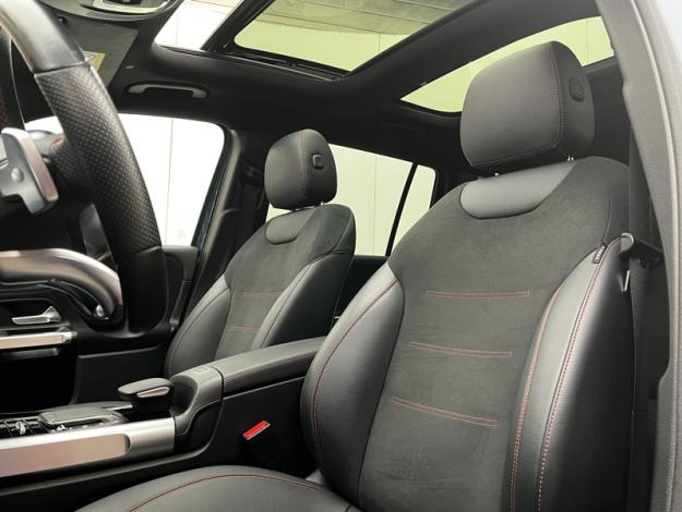 MERCEDES-BENZ EQB 250 AMG Line  