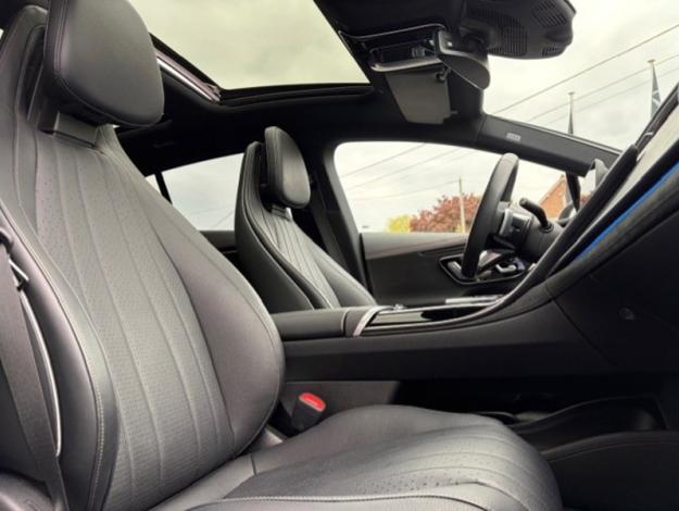 MERCEDES-BENZ EQE EQE 300