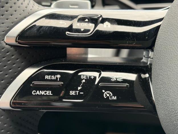 MERCEDES-BENZ EQE EQE 300