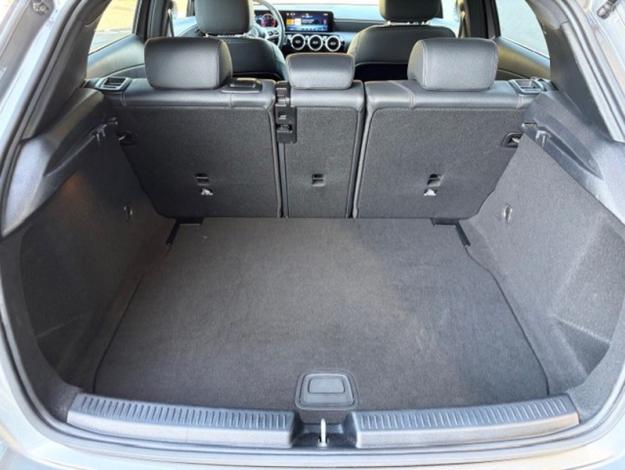 MERCEDES-BENZ A-Klasse A 180 d