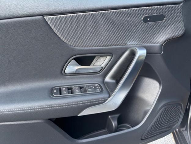 MERCEDES-BENZ A-Klasse A 180 d