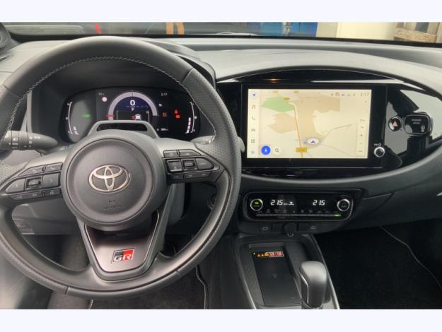 TOYOTA Aygo X Hybride 116h GR Sport  AYGO X CROSSOVER 116H GR SPORT JBL VD MC26