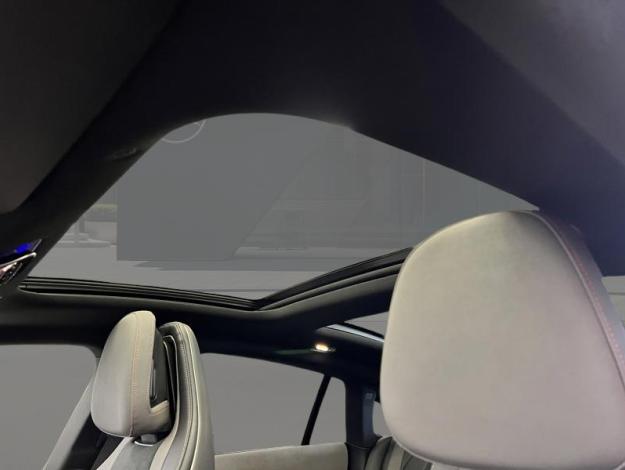 MERCEDES-BENZ EQE 300 AMG Line Toit Pano  