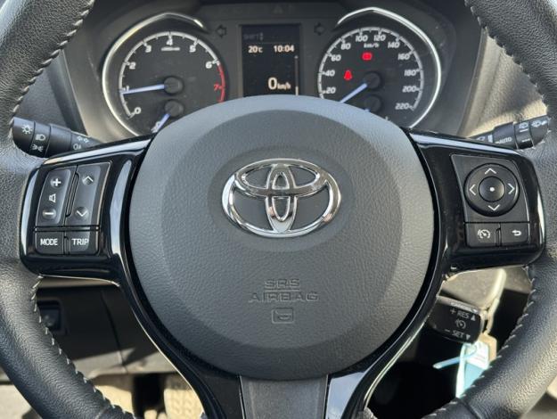 TOYOTA Yaris 70 VVT-i Design  1.0 69 ch 