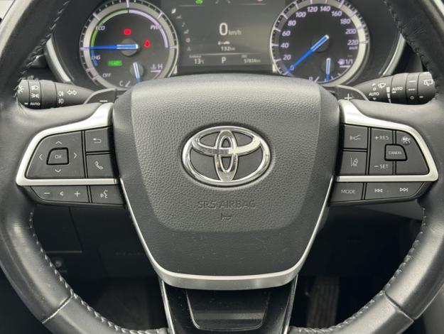 TOYOTA Highlander 2.5 HYBRID LOUNGE / TO  