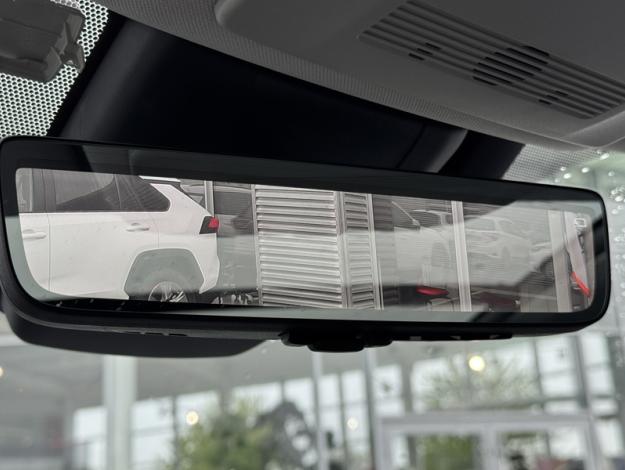 TOYOTA Highlander 2.5 HYBRID LOUNGE / TO  