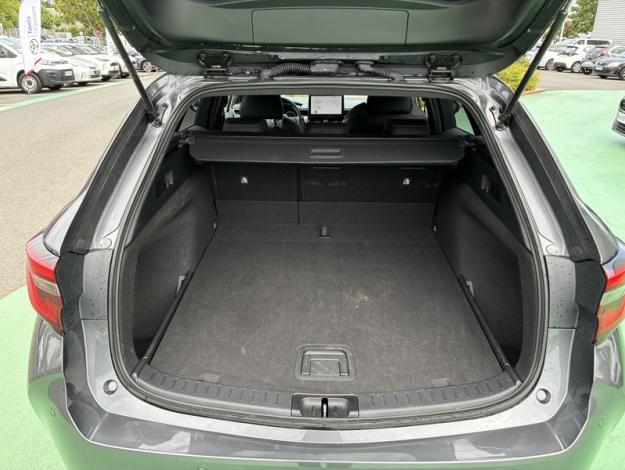 TOYOTA Corolla Touring Sports Hybride 1.8L 140h Design  