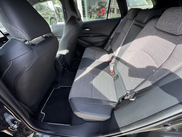 TOYOTA Corolla Touring Sports Hybride 1.8L 140h Design  