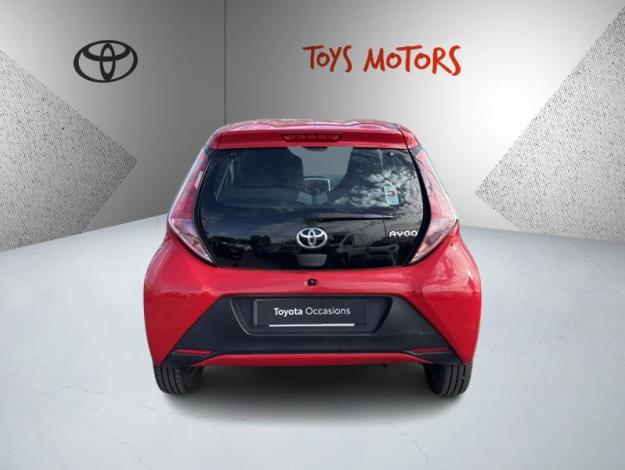 TOYOTA Aygo 1.0 VVT-i x-play  