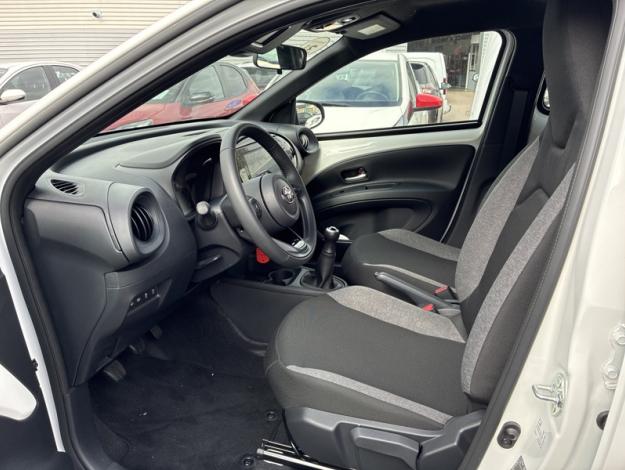 TOYOTA Aygo X 1.0 VVT-i 72 Dynamic  