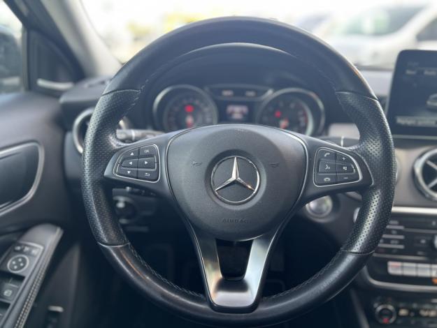 MERCEDES-BENZ GLA-Klasse GLA 180 Off-Roader