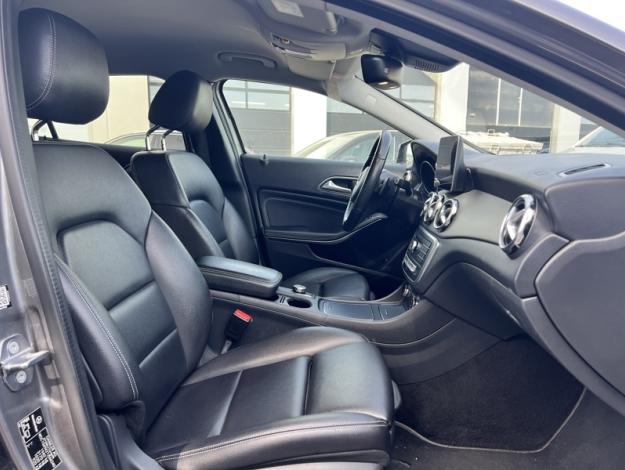 MERCEDES-BENZ GLA-Klasse GLA 180 Off-Roader