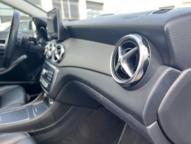 MERCEDES-BENZ GLA-Klasse GLA 180 Off-Roader