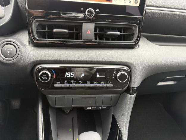 TOYOTA Yaris Hybride 116h Design  YARIS HYBRIDE 116H DESIGN PACK MY26