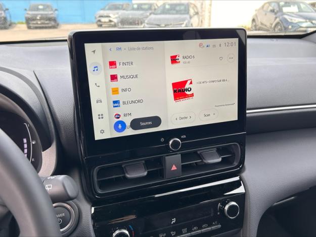 TOYOTA Yaris Cross 1.5 130h Design Pack Cargo  