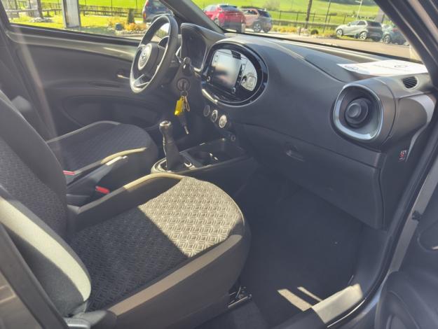 TOYOTA Aygo X 1.0 VVT-i 72 Design  