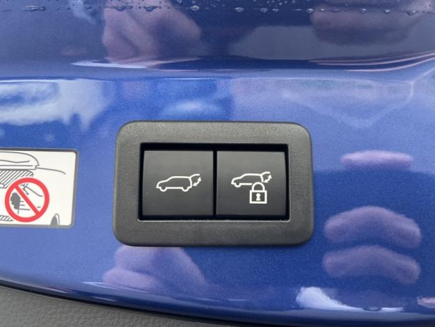 TOYOTA C-HR 1.8 Hybride 140 Graphic  C HR HYBRID 140 GRAPHIC MY26