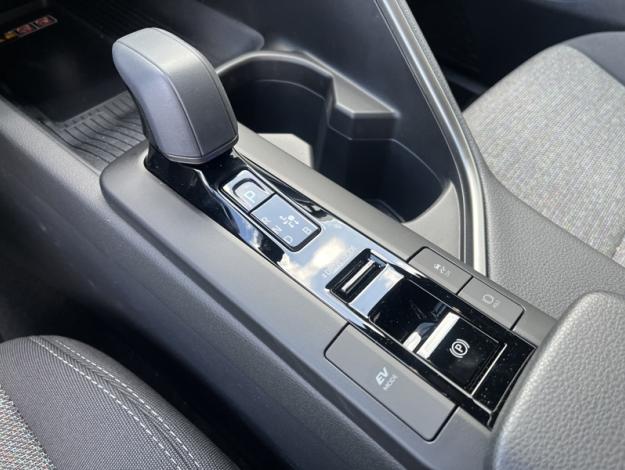 TOYOTA C-HR 1.8 Hybride 140 Graphic  C HR HYBRID 140 GRAPHIC MY26